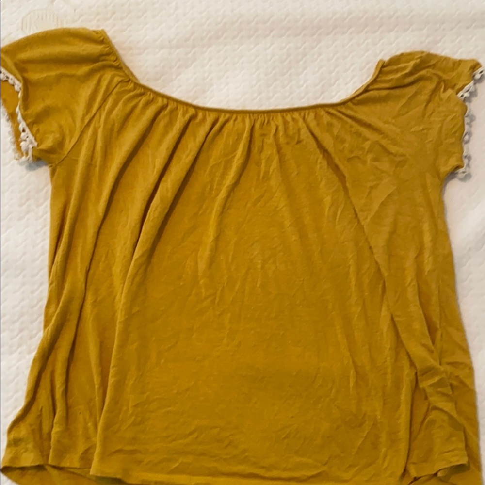 super pretty yellow shirt